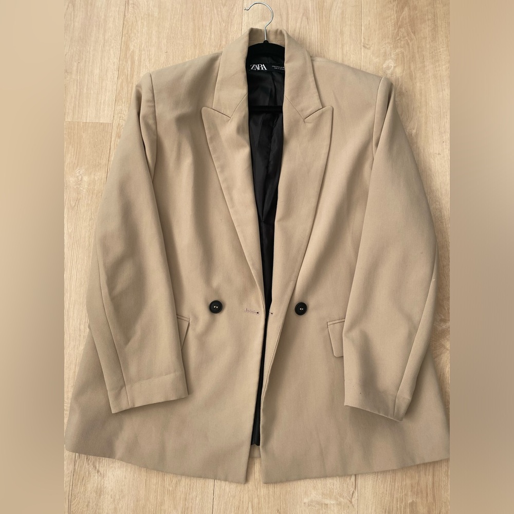 Beige Zara Blazer Size Medium